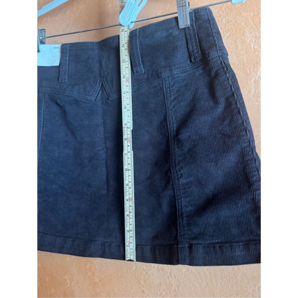 NWT American Eagle High Rise Corduroy A-Line Mini Skirt Black Size 2 - Picture 4 of 9